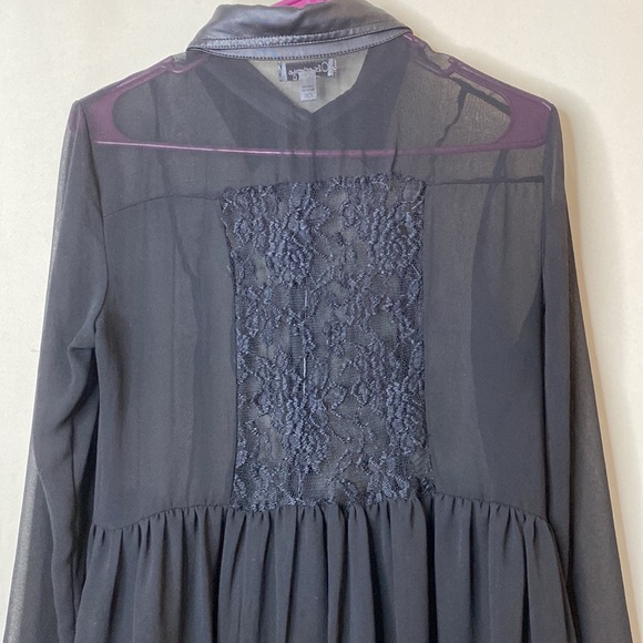 Olsenboye A Gorgeous Black Sheer Button Down Blouse with Faux Leather - Size: S - Picture 8 of 15
